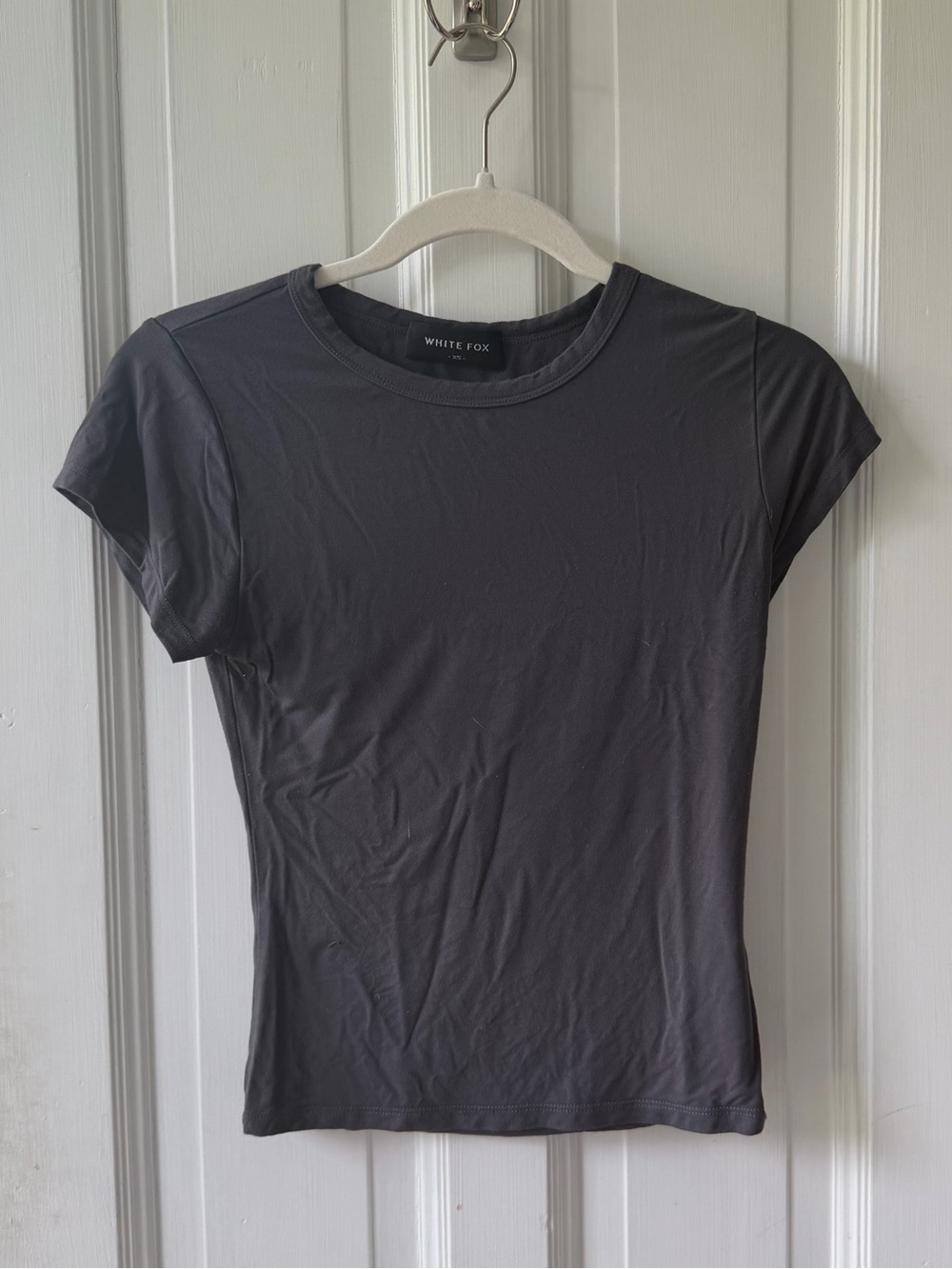 White fox Charcoal Short Sleeve Tee